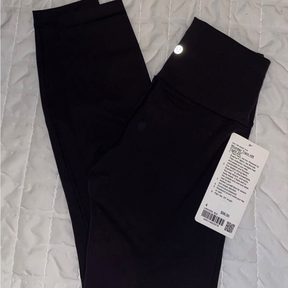 NWT Lululemon Wunder Train